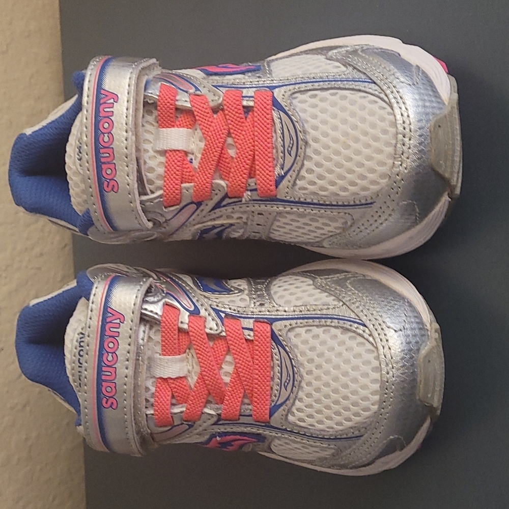 New Saucony toddler girls shoes